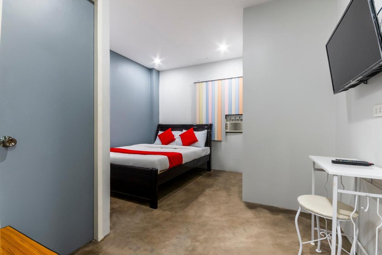 סבו Vaccinated Staff - Oyo 476 Hedda Hotel מראה חיצוני תמונה